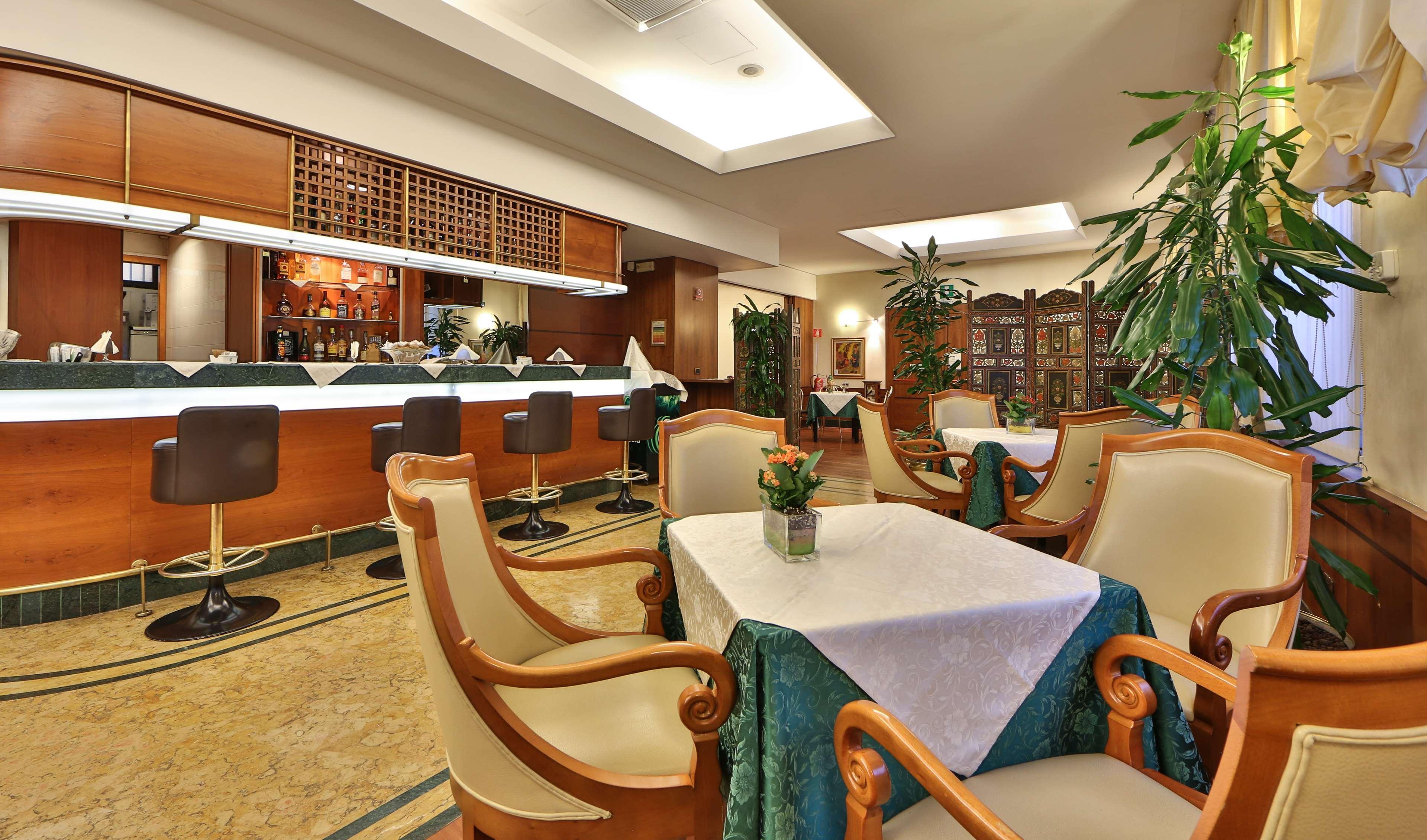 Hotel Mirage Sure Hotel Collection By Best Western Милано Екстериор снимка